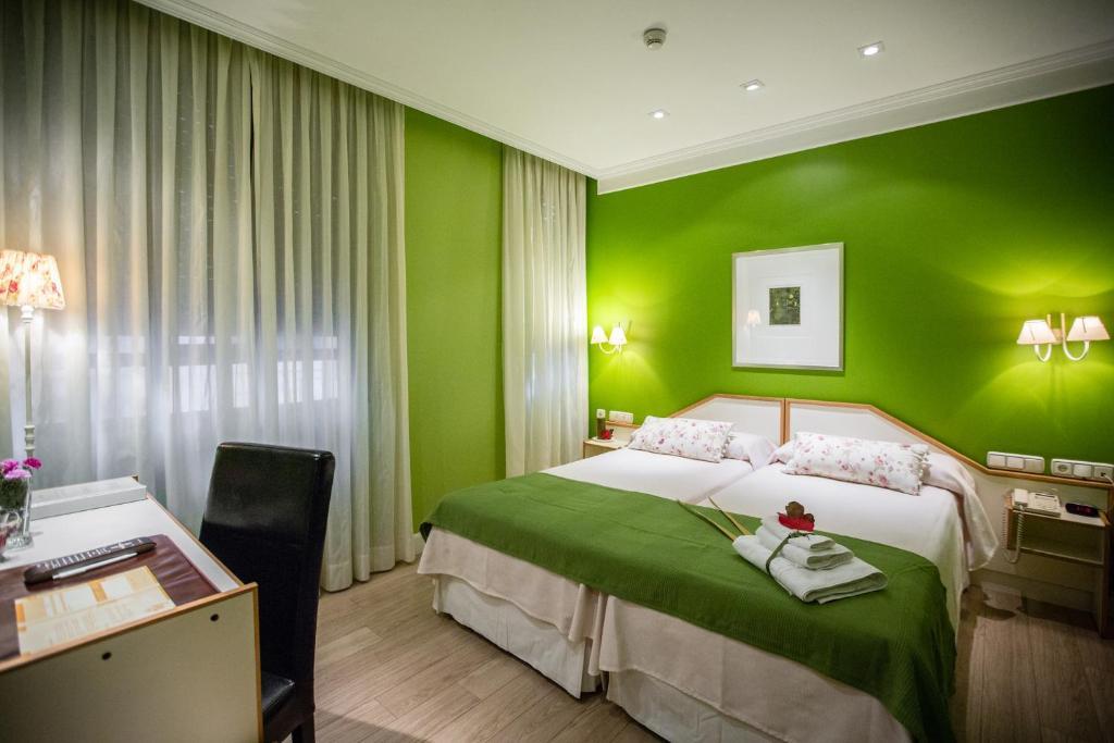 Hostal Paris Valladolid Ngoại thất bức ảnh