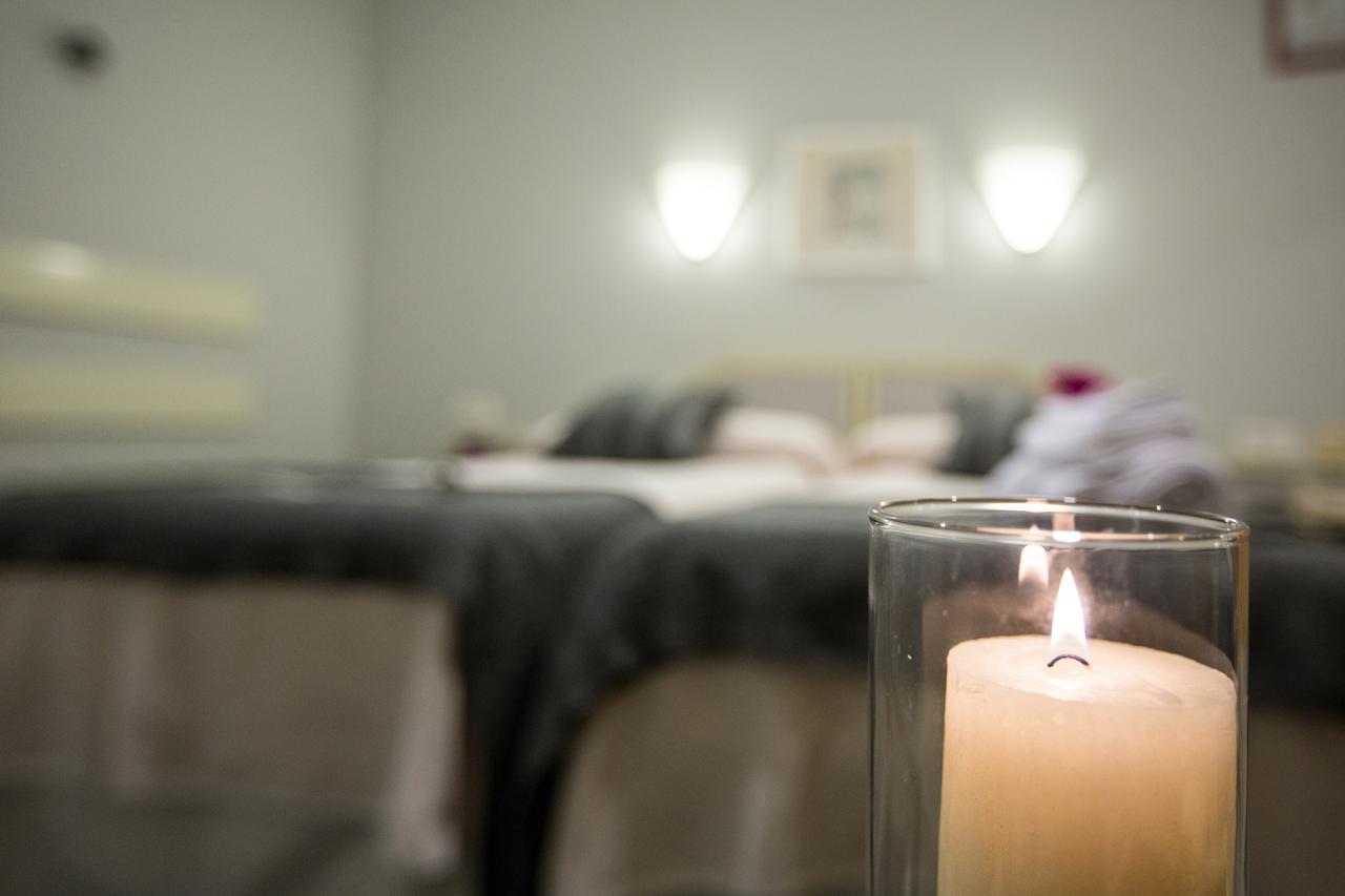 Hostal Paris Valladolid Ngoại thất bức ảnh